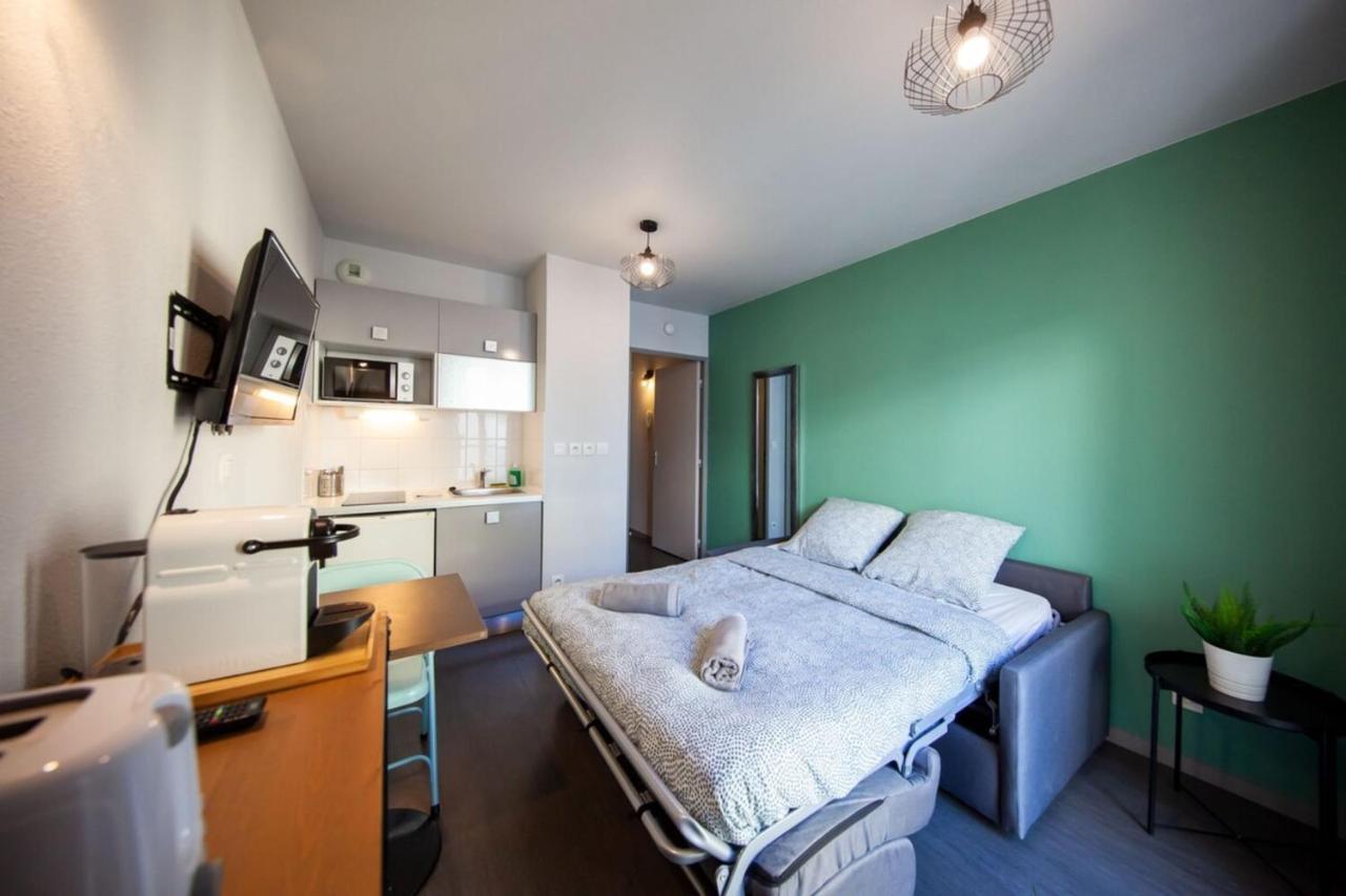 Apartment Le Petit Hector -studio Cosy Avec Parking -debourg