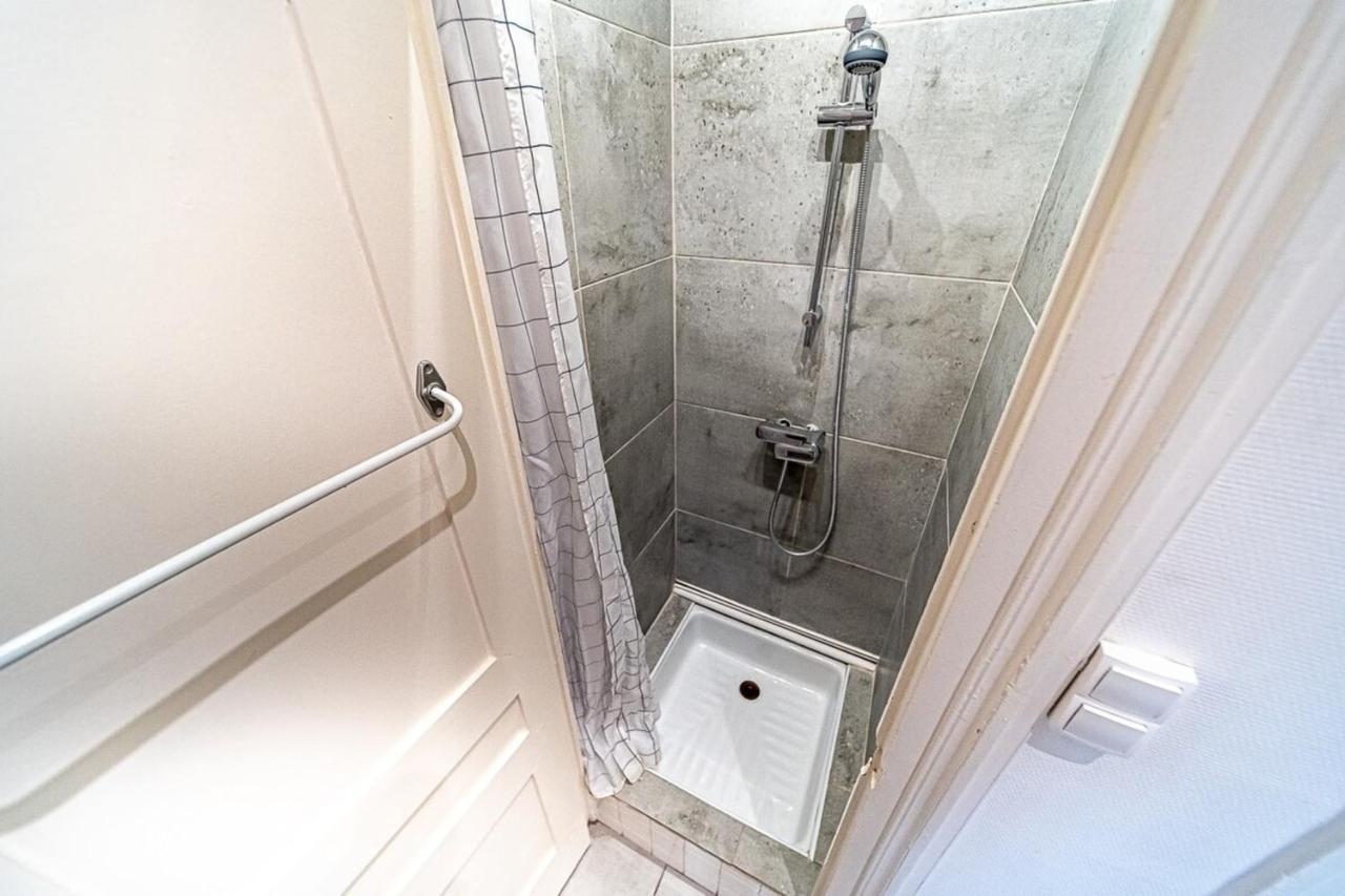 Apartment Chez Florence- Cosy 2 Pers-metro Grange Blanche