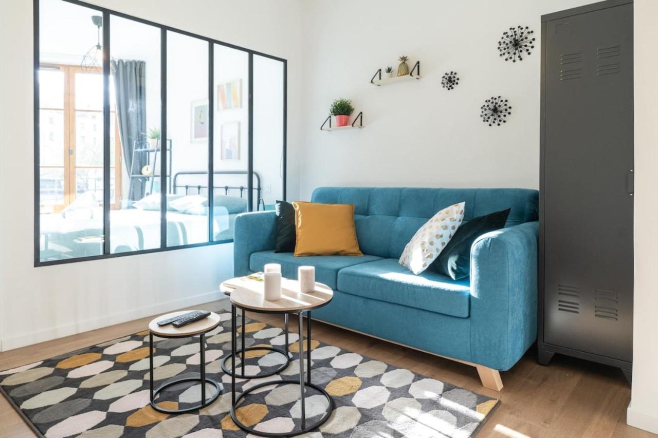 The Tanneurs - Charming 6-person - Steps From Valmy Metro Appartement *