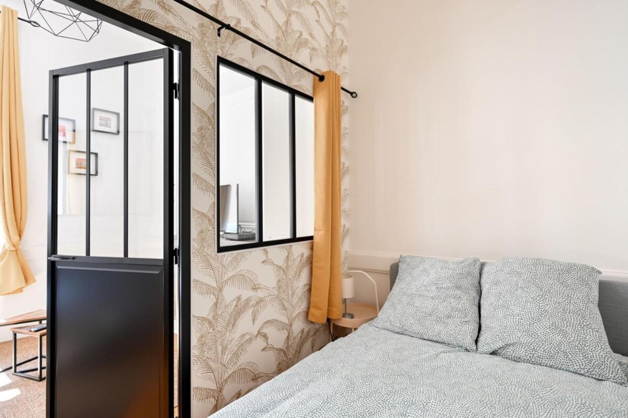 2 Pers Atypique Avec Terrasse-metro Valmycharming 2 People Unique * Lyon