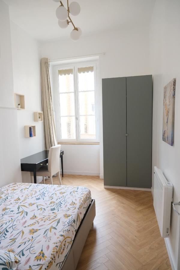 De Beau Standing Apartment *