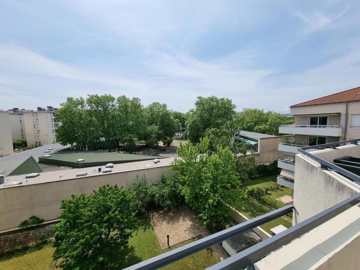 Bngo I Immense Rooftop I 2 Chambres, 4 Places Parkings, 2 Immenses Terrasses, 8 Personnes Apartamento Lyon