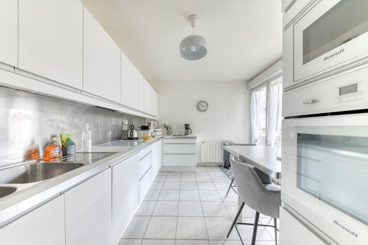 Apartment Quartier Vilette Paul Bert Box Garage