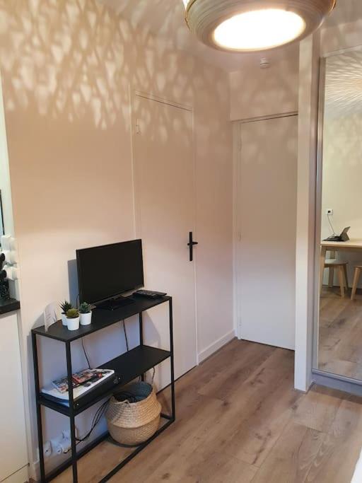 Let's - Escale -part Dieu - Wifi Appartement *