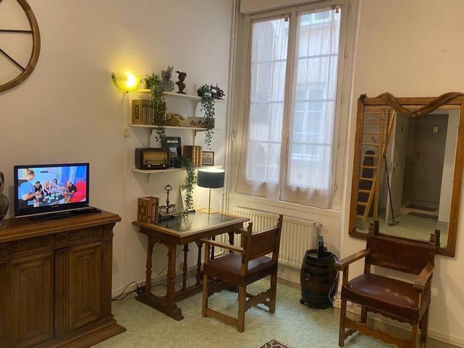 Apartment Comme Chez Meme - Place Bellecour *