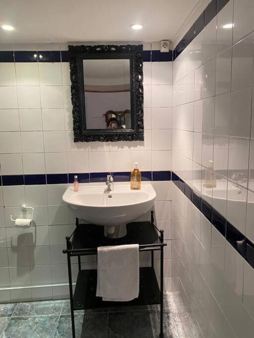 Comme Chez Meme - Place Bellecour Apartment