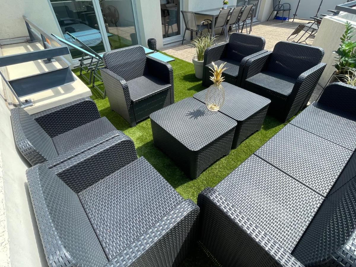 Bngo I Immense Rooftop I 2 Chambres, 4 Places Parkings, 2 Immenses Terrasses, 8 Personnes * Lyon