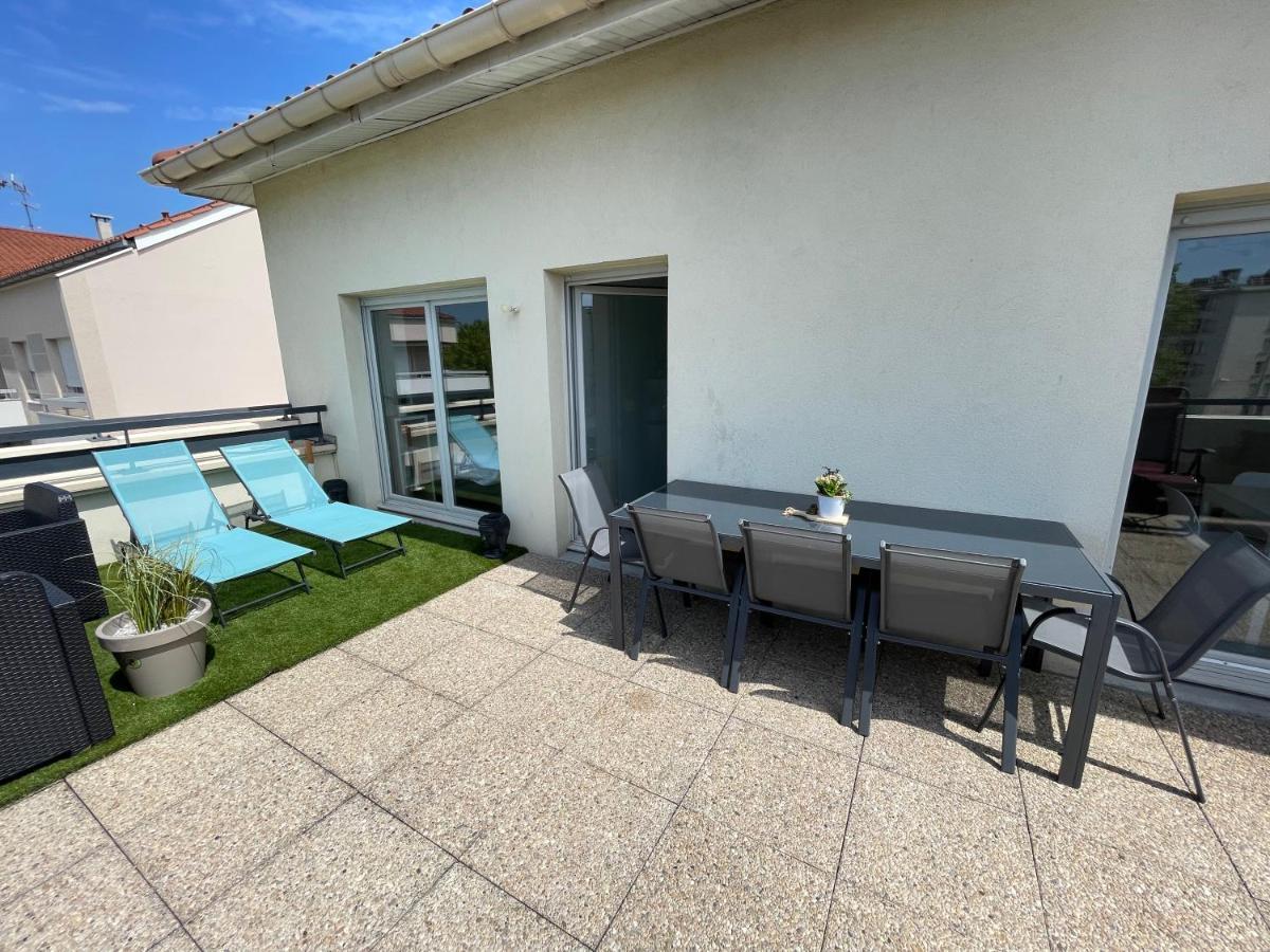 Apartamento Bngo I Immense Rooftop I 2 Chambres, 4 Places Parkings, 2 Immenses Terrasses, 8 Personnes *