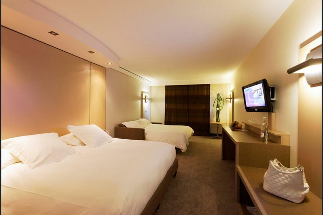 Metropole Hotel 4*