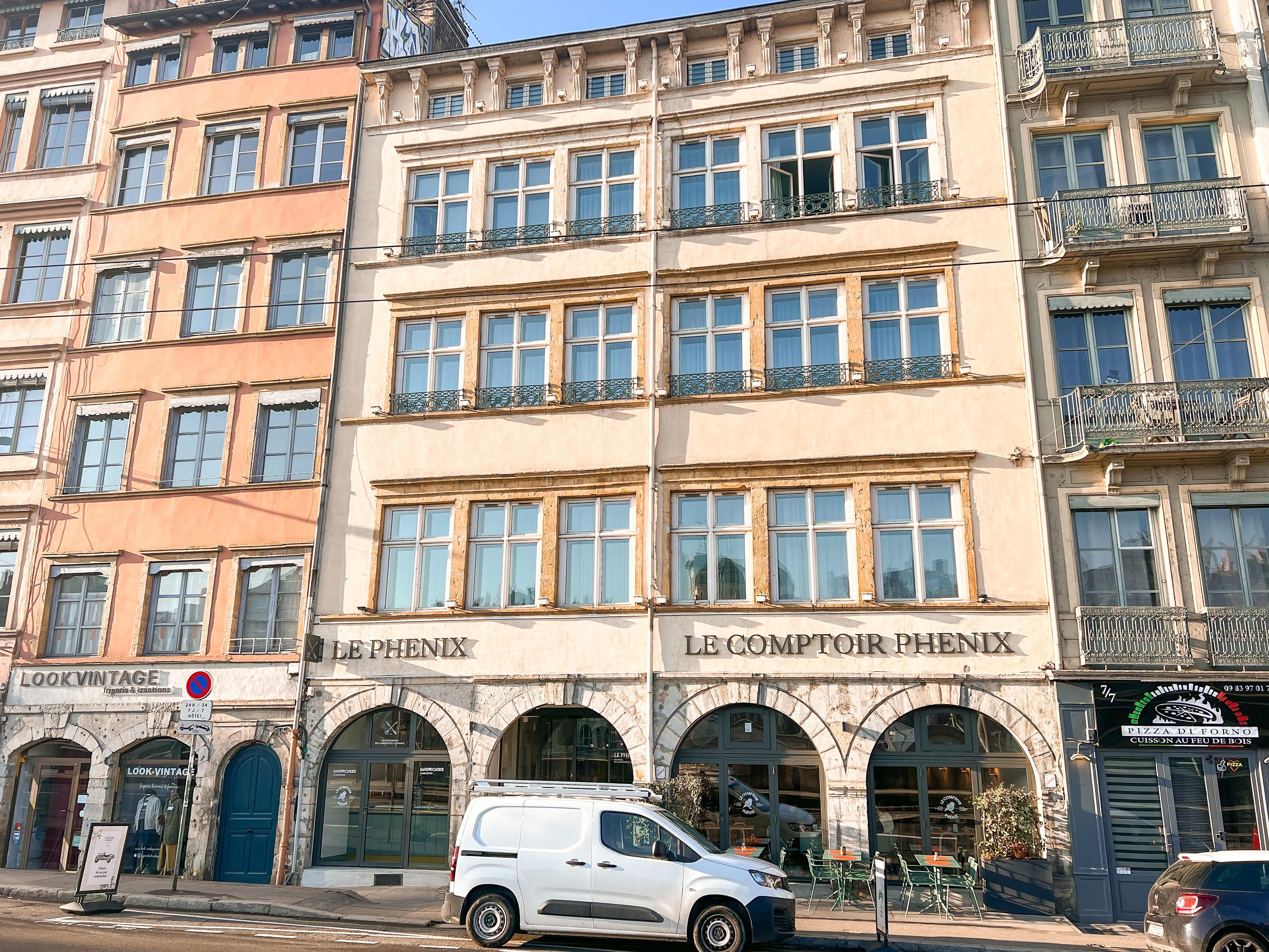 Hotel Le Phenix