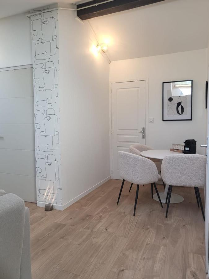Virgil Apartment *