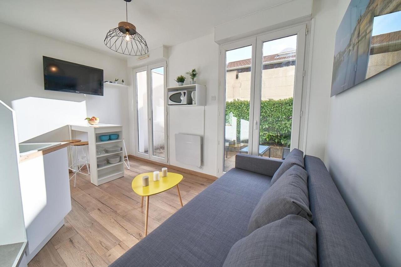 Le Petit Charial -terrasse Privative-part Dieu Apartamento