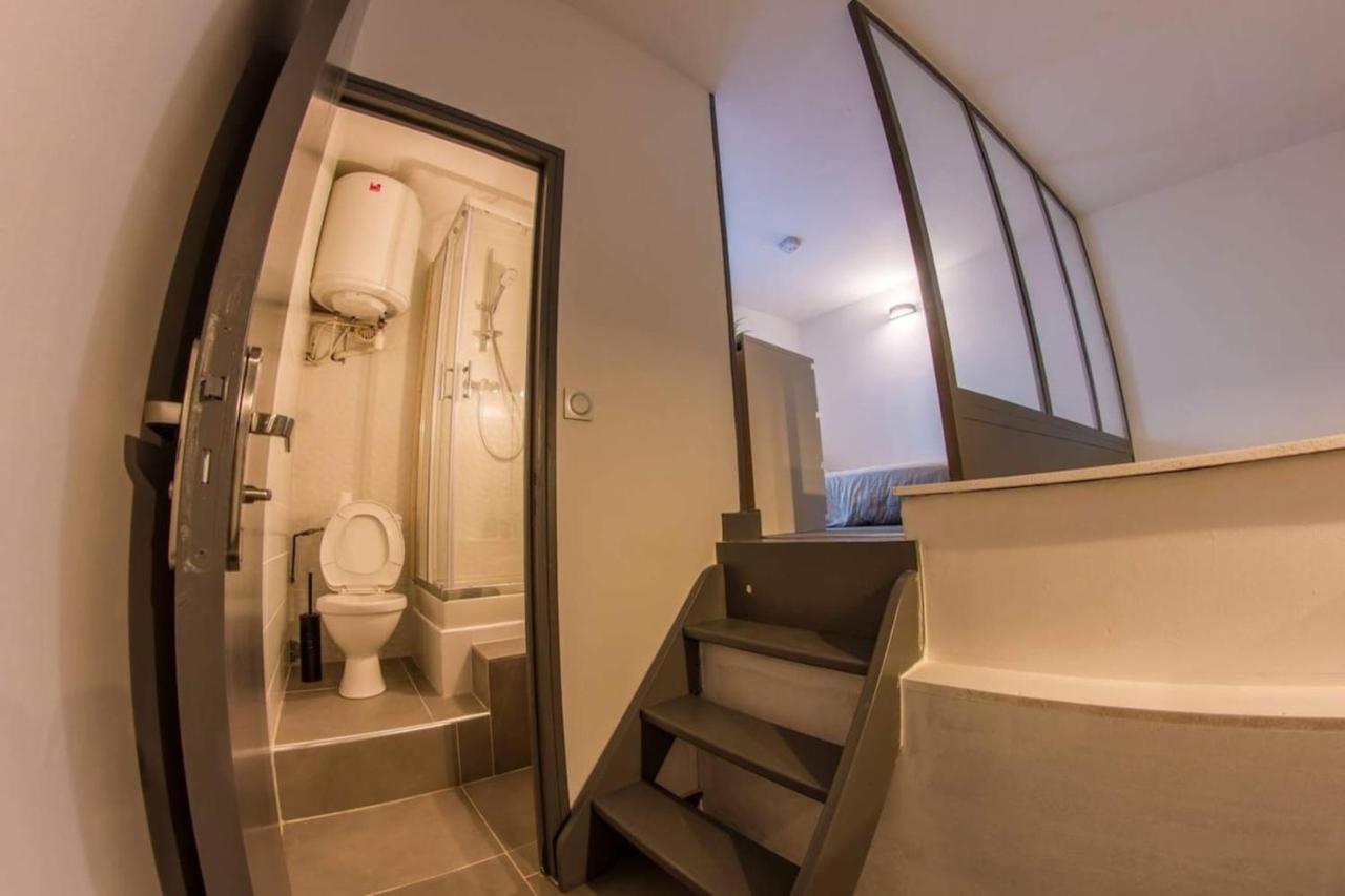 Joli Loft Atypique - Metro Valmy Appartement *