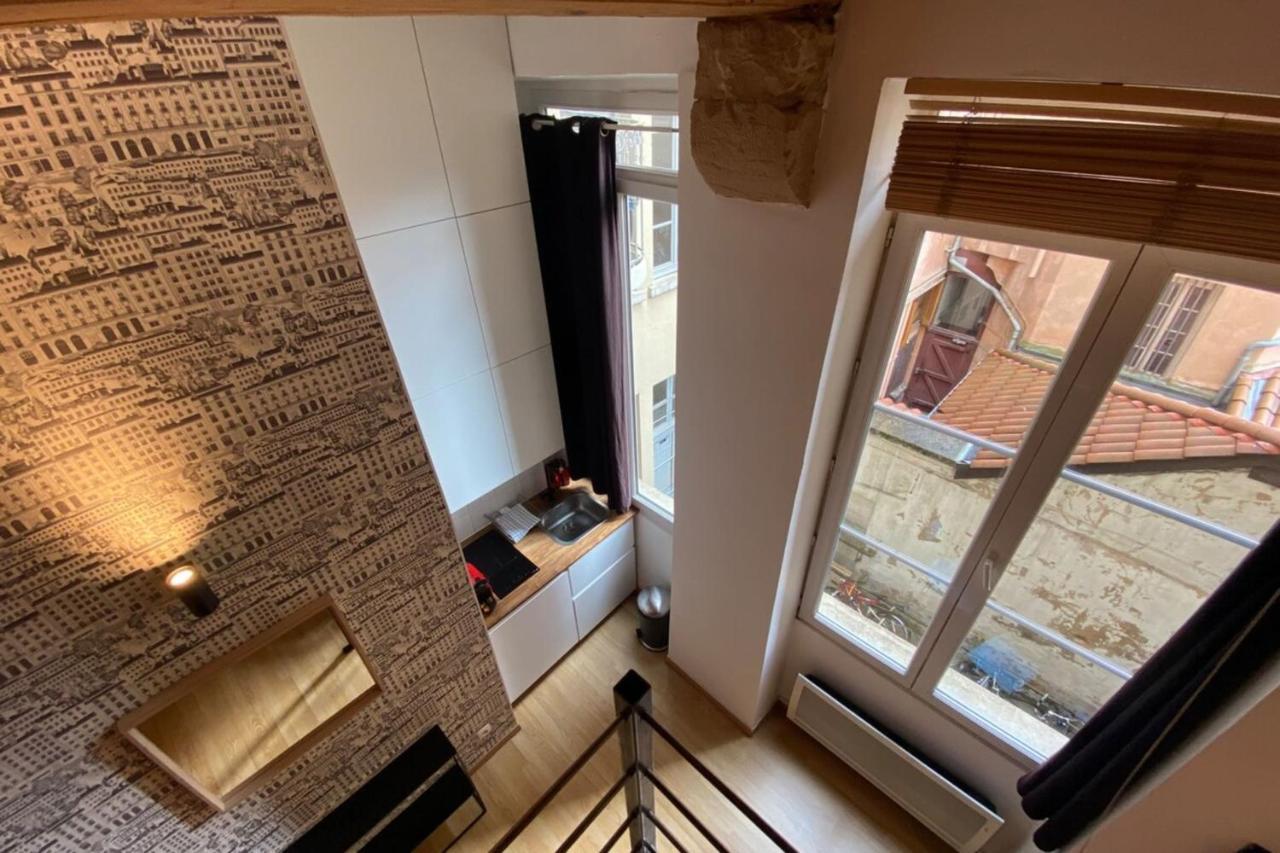 Charming Apartment With Exposed Beams Ainay District Lyon