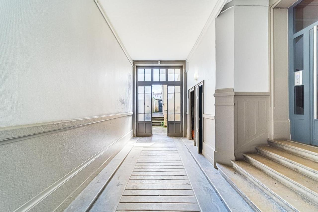 Apartment The Little Feuillat Maison Neuve Sans Soucis *