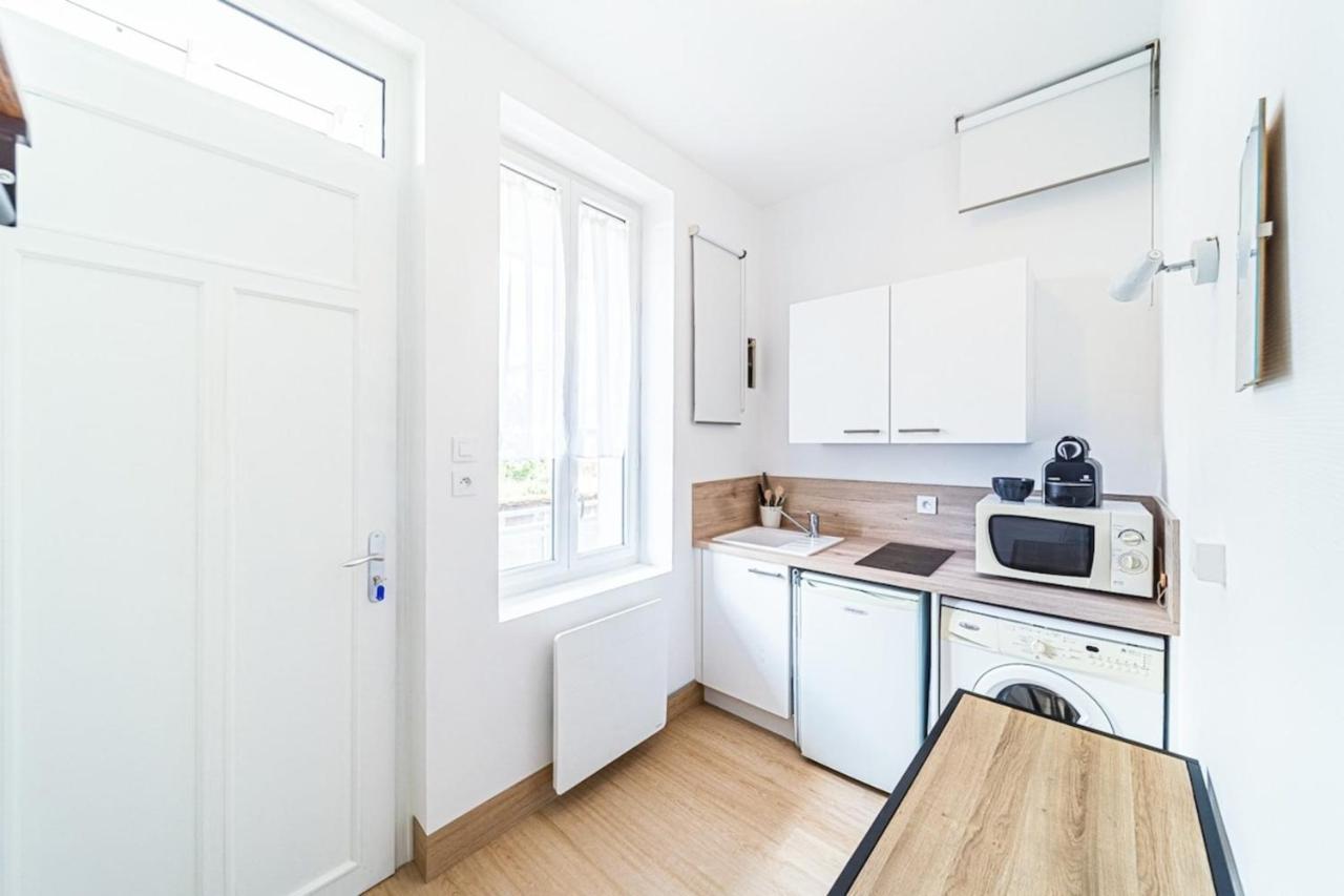 The Little Feuillat Maison Neuve Sans Soucis Apartment *