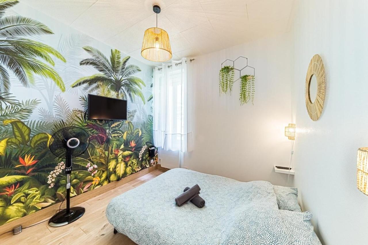 The Little Feuillat Maison Neuve Sans Soucis Apartment