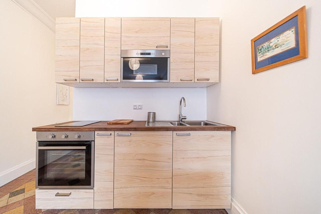 Apartment Le Petit Aguesseau-piscine Du Rhone Bellecour Lyon