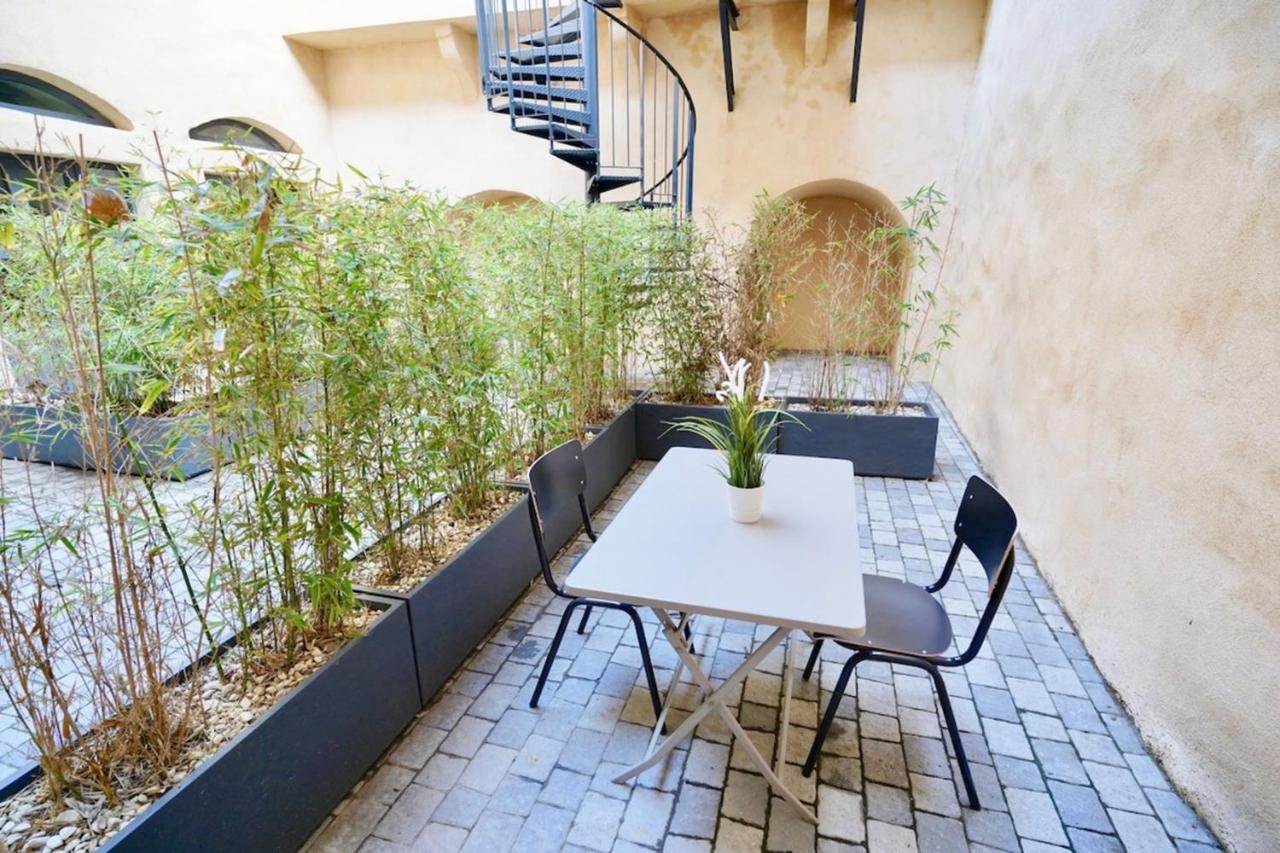 Le Chana - Unique For 3 Guests - Terrace - St Paul Lyon