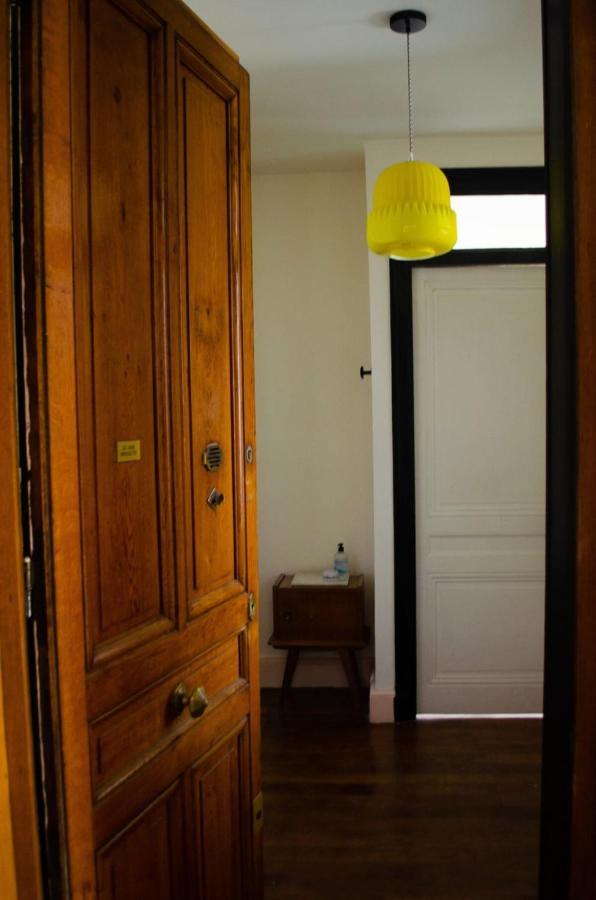 Chez Julie - Metro Garibaldi - University Apartamento