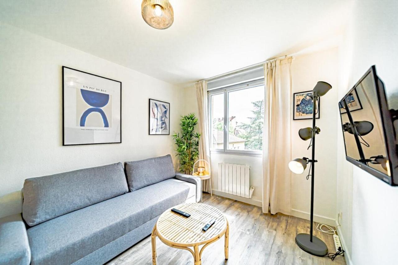 Le Petit Dauphine-studio Renove-sans Soucis Lyon