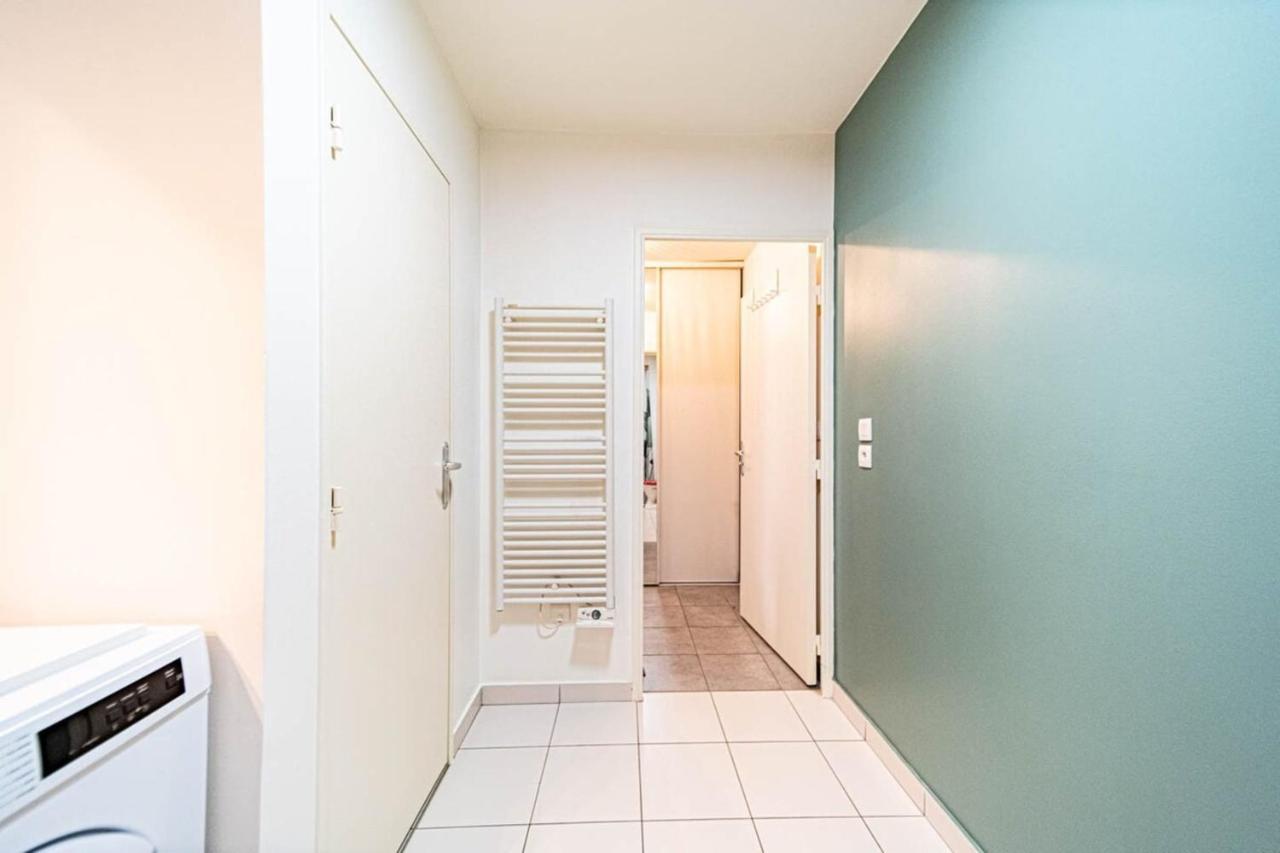 Le Petit Montel- Avec Garage-metro Valmy Appartement *