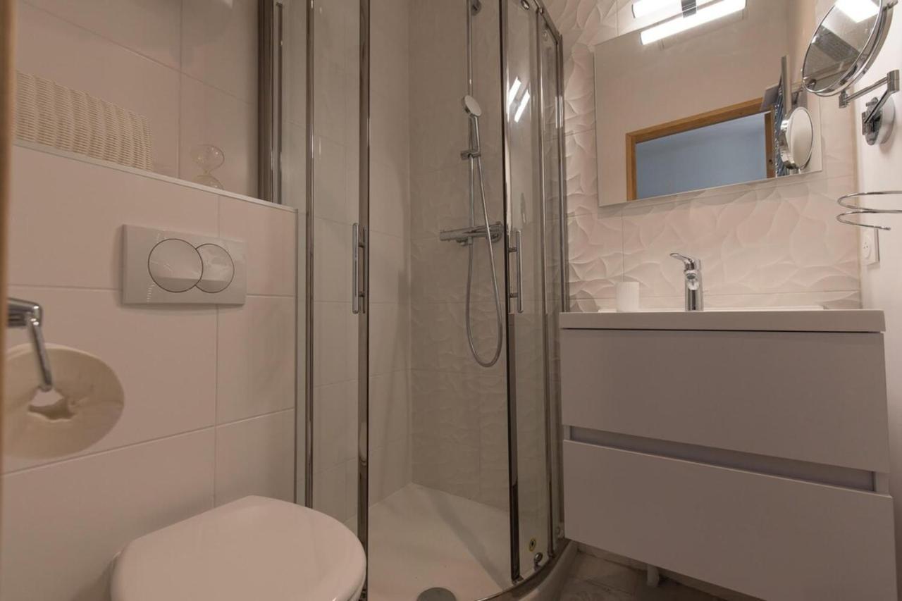 Le Petit Prince- Studio Cosy 2 Pers -metro Valmy Apartment *