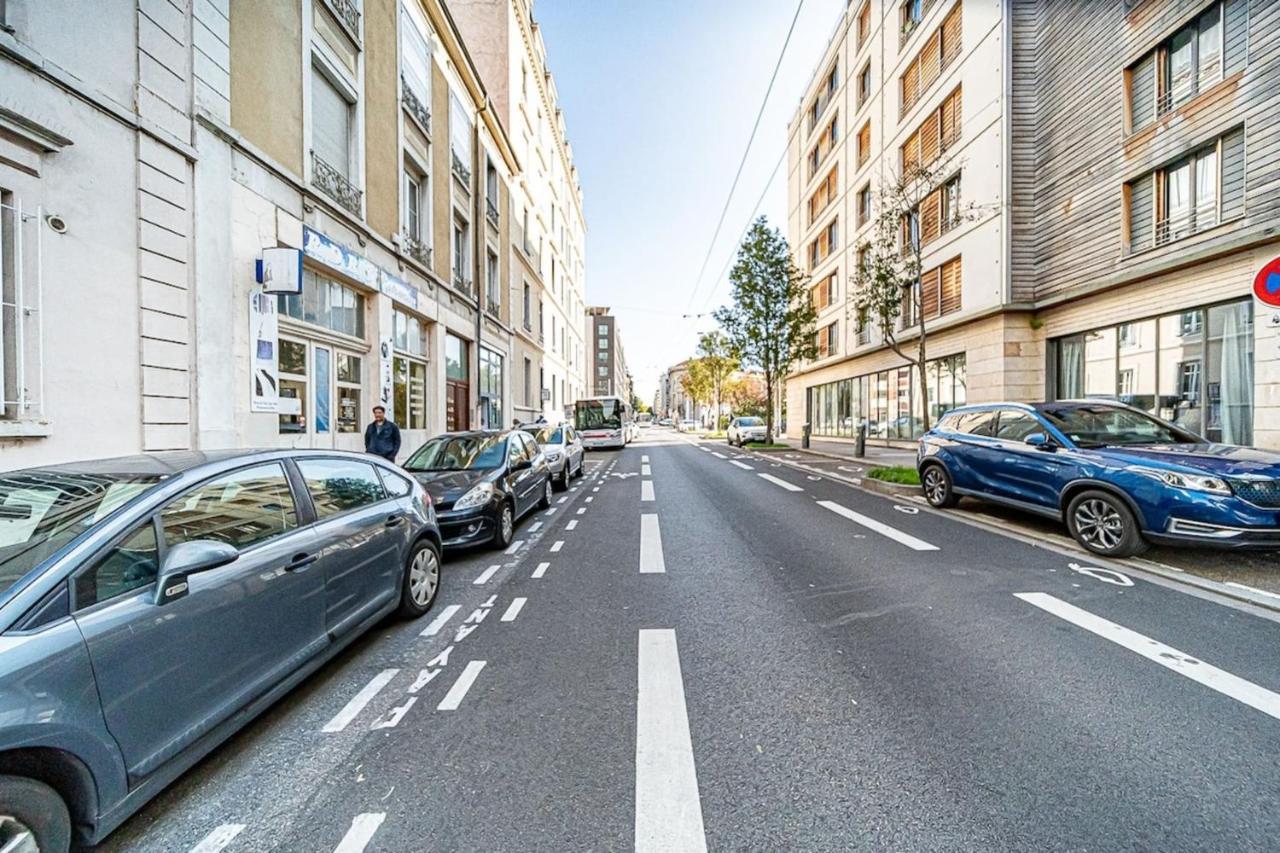 Le Petit Rochette - 2 Pers- Jean Mace Appartement Lyon