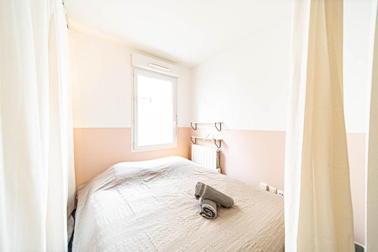Le Petit Montel- Avec Garage-metro Valmy Appartement *