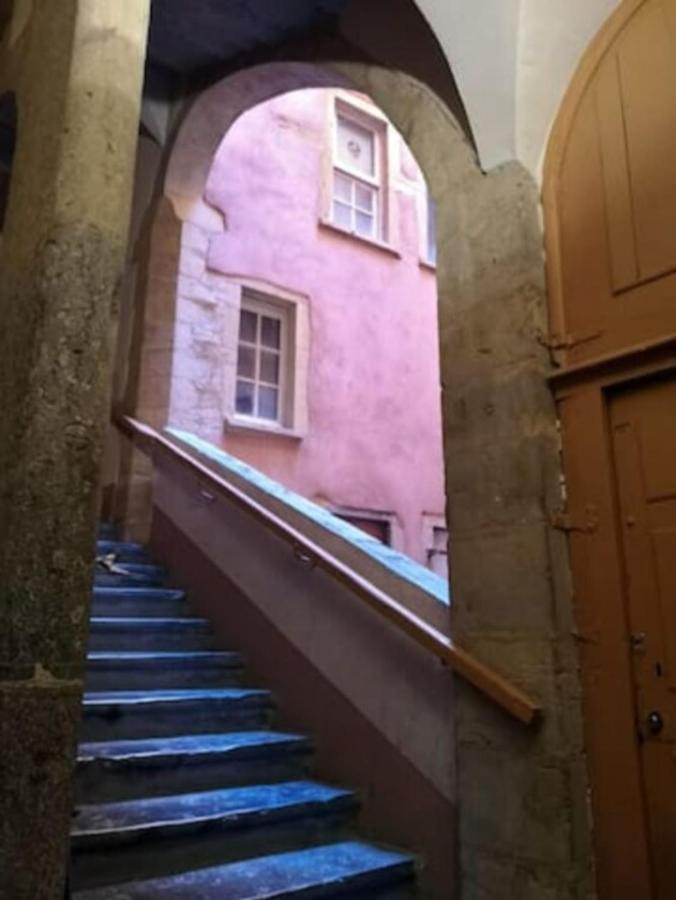 Authentic Loft With Mezzanine & Exposed Stones Heart Of Lyon Lyon