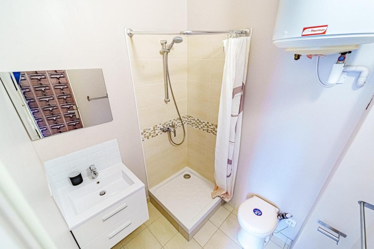 Appartement Le Petit Delore - 2 Personnes - 8