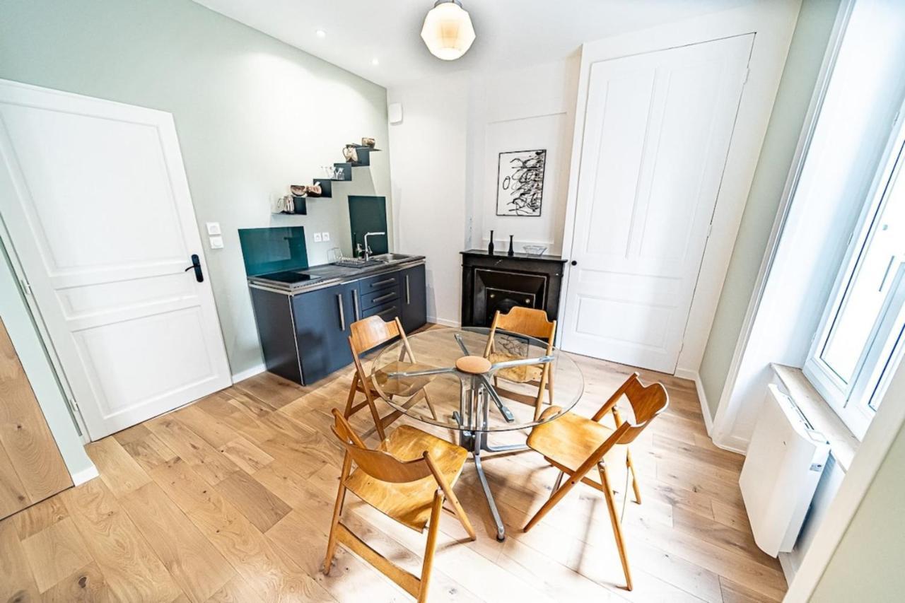 Appartement Le Petit Rochette - 2 Pers- Jean Mace Lyon