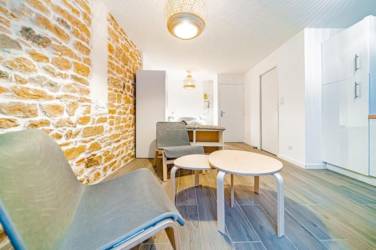 Le Petit Colbert-studio Cosy-croix Rousse Apartment