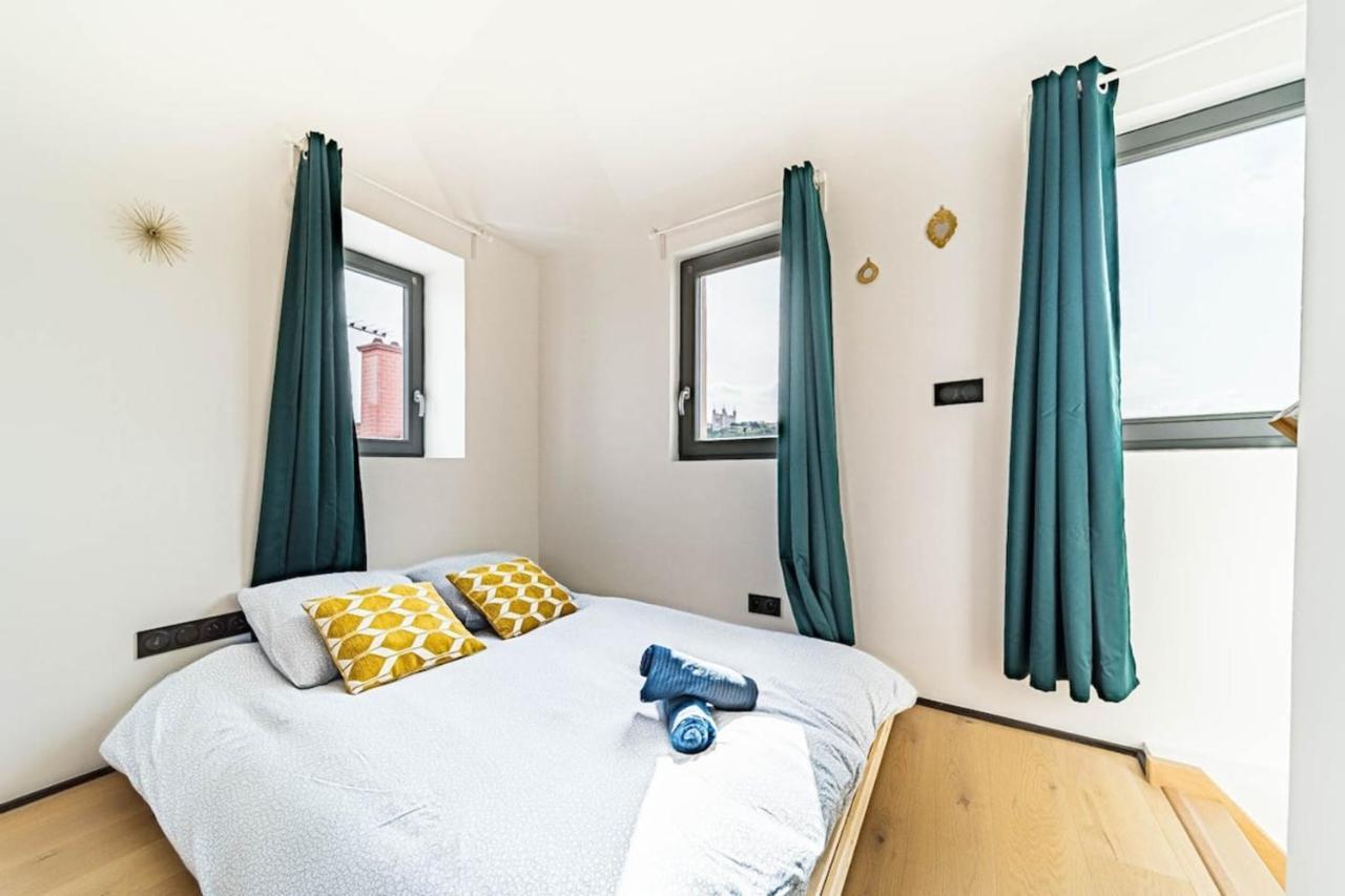 The Pizay Duplex Cozy 2 People - Metro De Apartment
