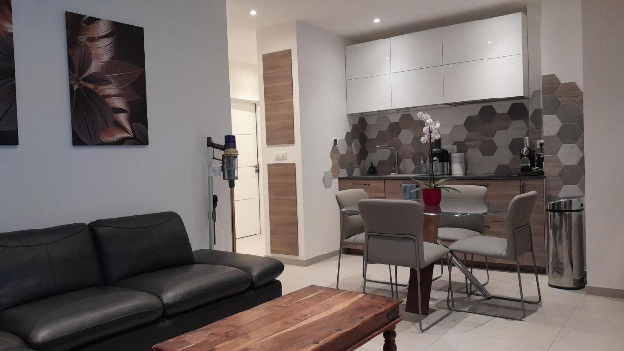 2 - Direct Gare Part-dieu, - Ascenseur & Wi-fi Gratuit Apartment