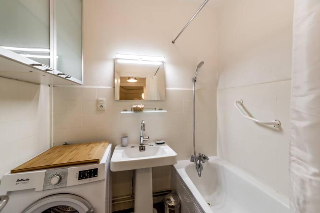Spacieux Et Lumineux 70m² De La Place Ail Appartement *