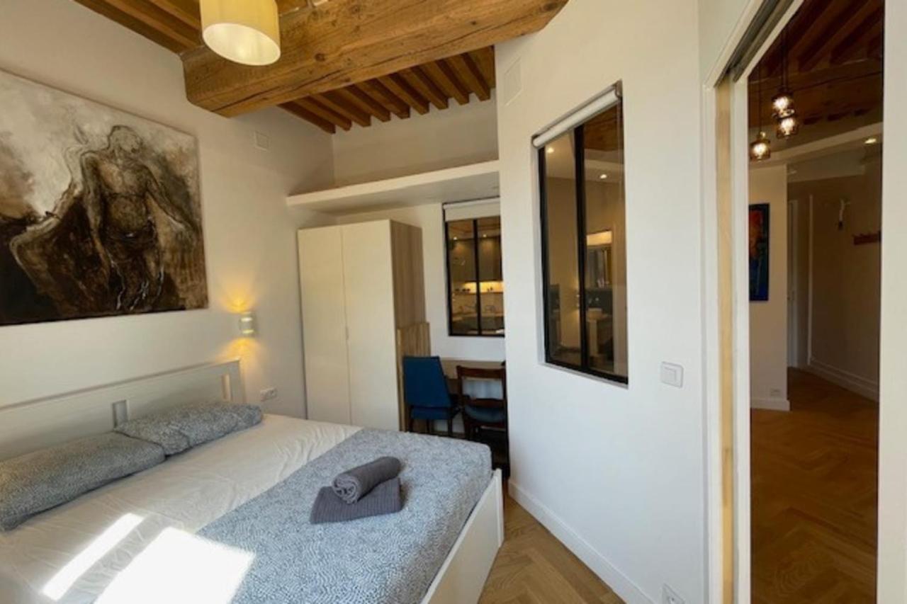 Le Petit St Pierre 2 Pers Valmy Lyon