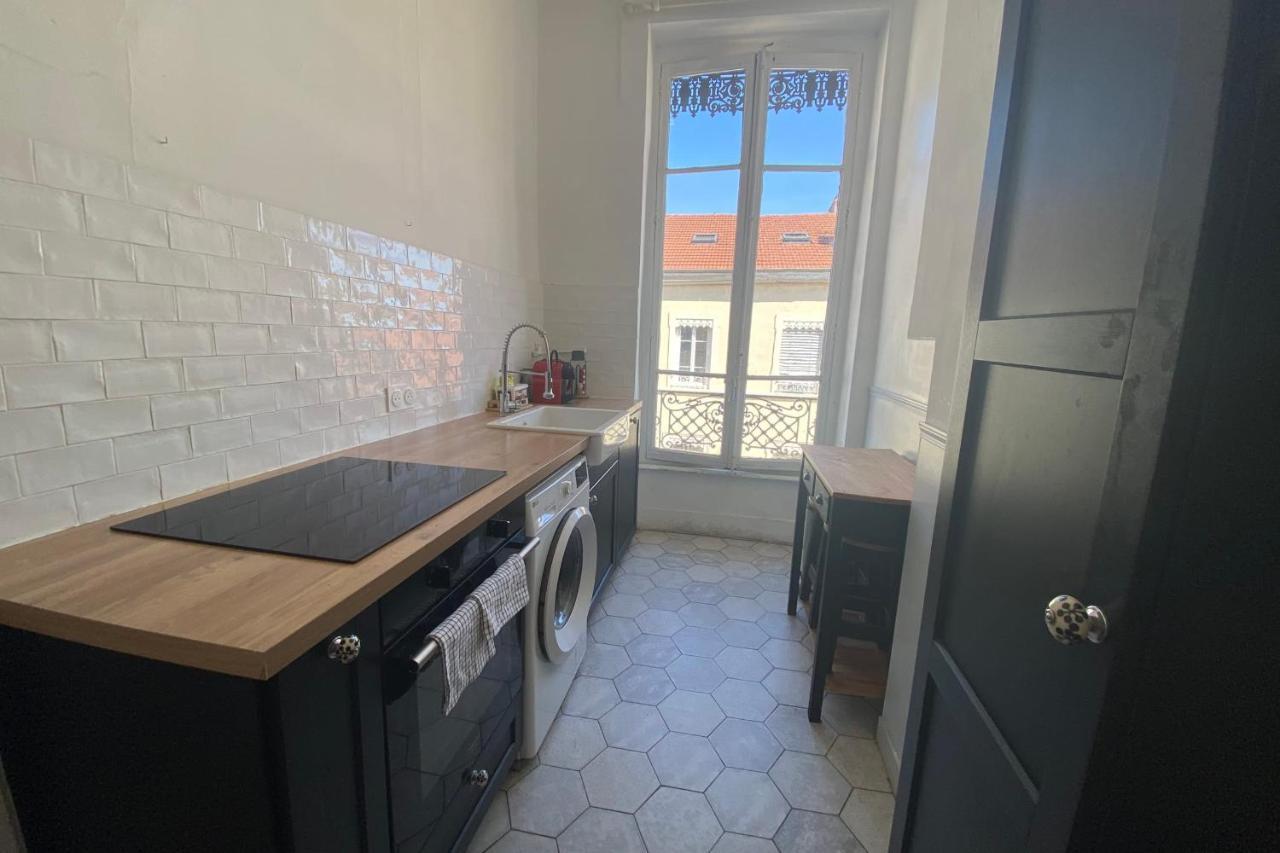 Notre Dame-charmant 2 Couchages- Part Dieu Apartamento Lyon