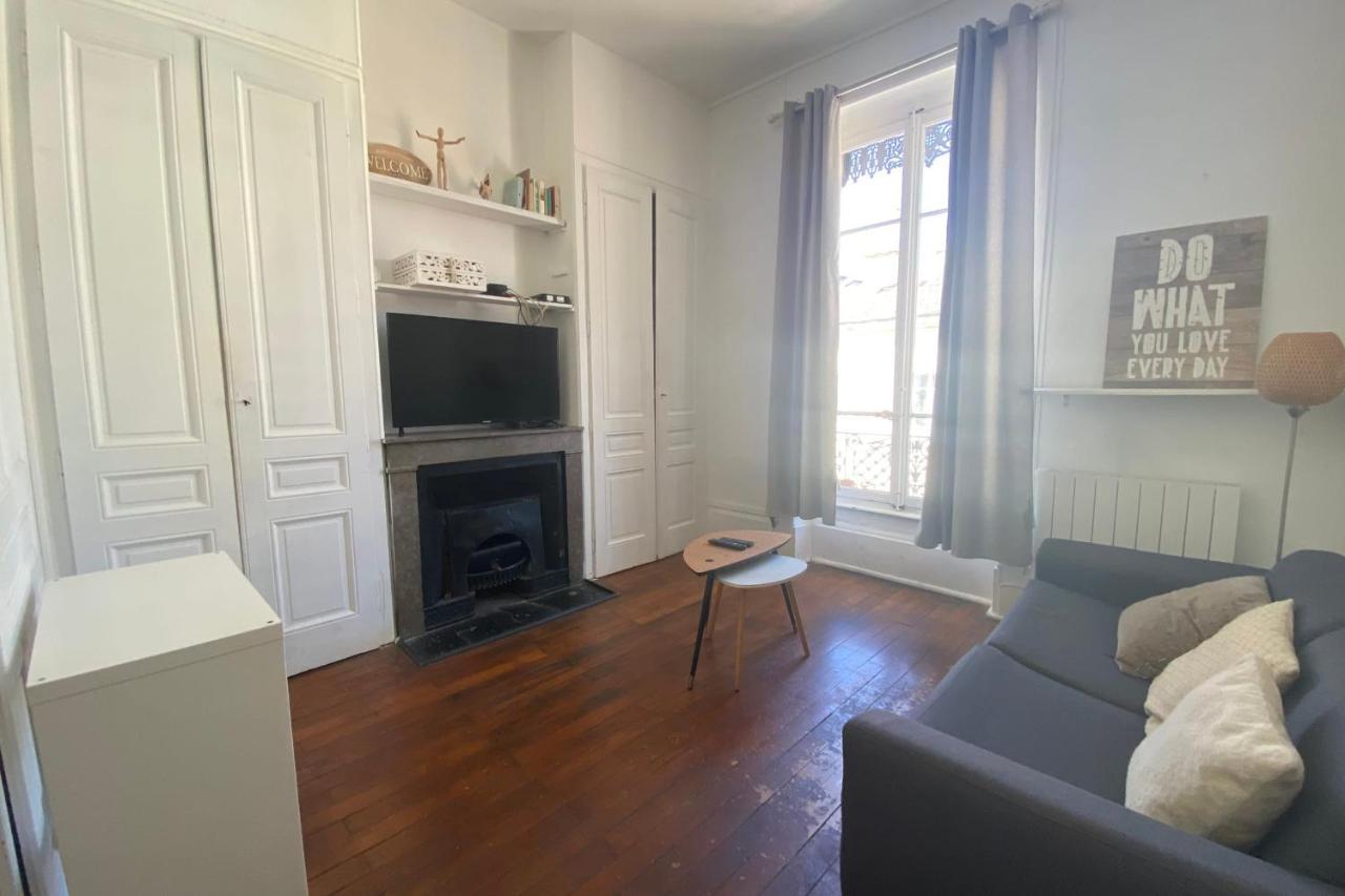 Apartamento Notre Dame-charmant 2 Couchages- Part Dieu Lyon