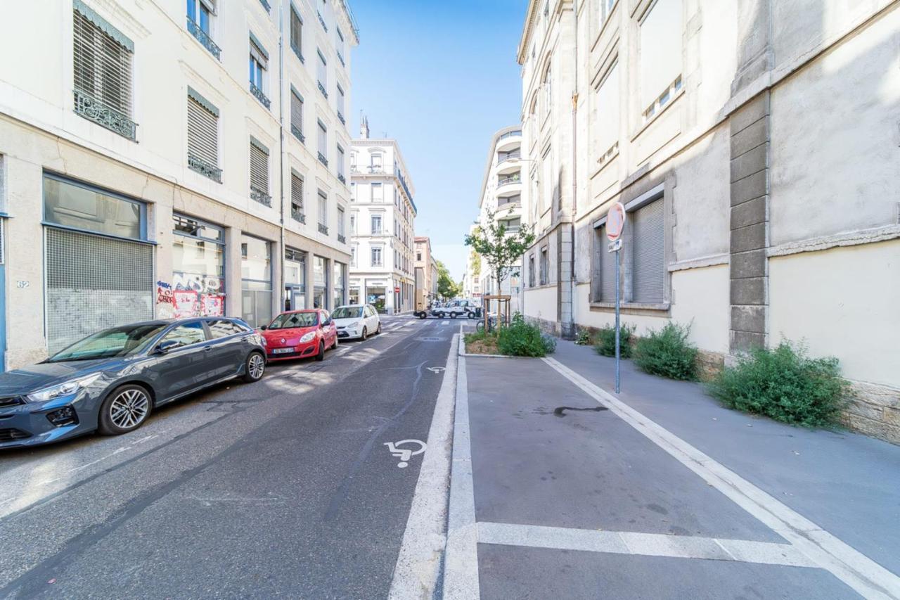 Appartement Le Petit Chaponnay - Charming For 2 Near Saxe Gambetta Lyon