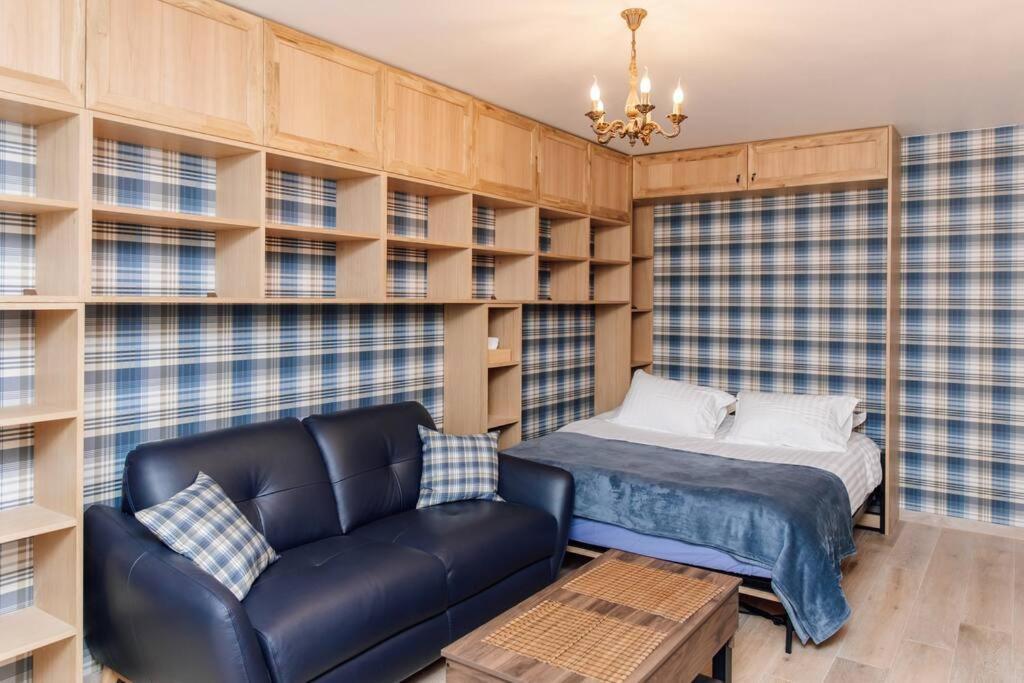 Design Renove/ Berges Du Rhone Apartamento *