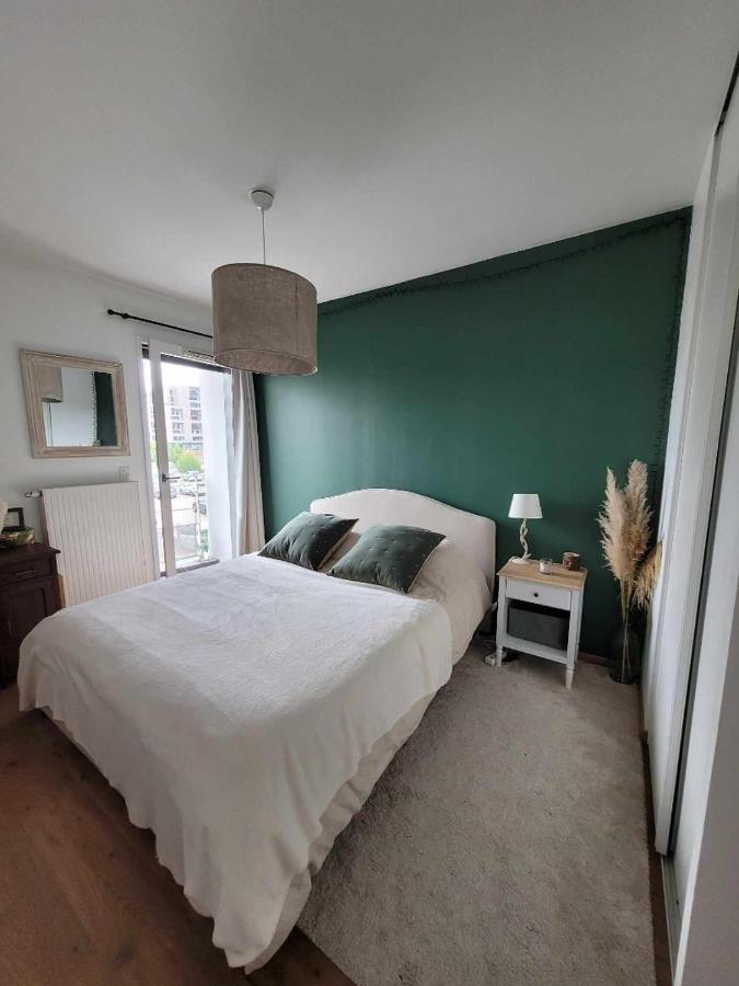 Apartment Gerland T2 Standing - Balcon - Parking Prive Souterrain