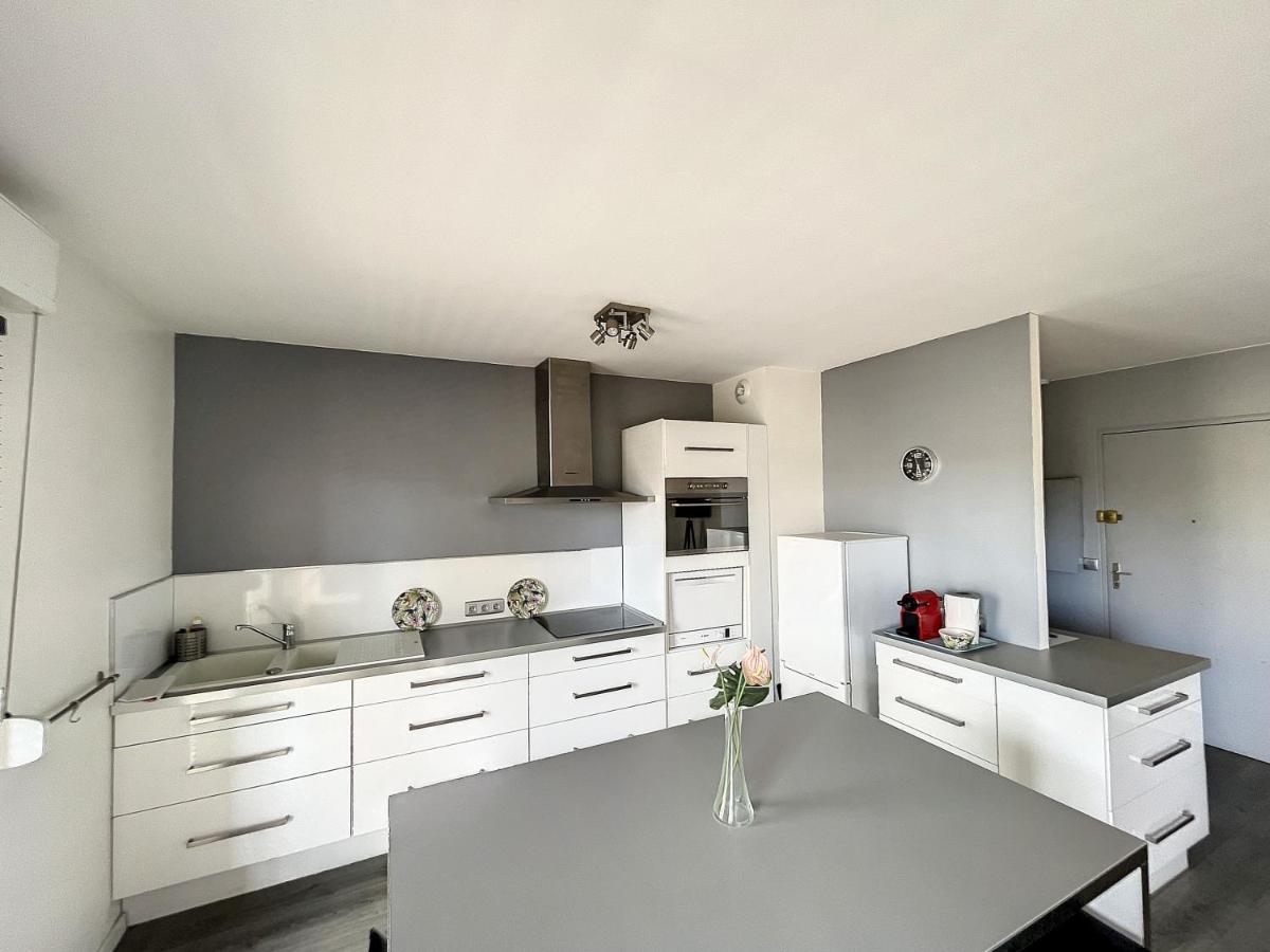 Apartment & Cosy, Charcot- Wifi - Lave Linge - Balcon - Parking