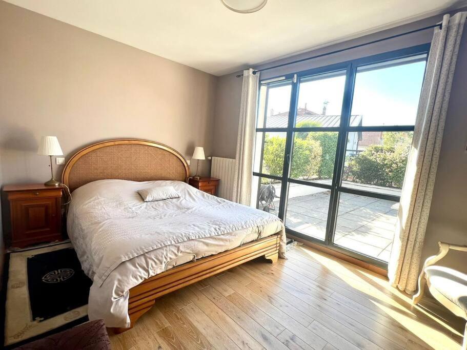 Villa Oasis Urbaine A - Jardin& Jacuzzi Lyon