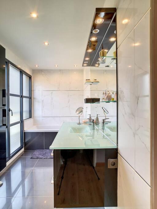 Oasis Urbaine A - Jardin& Jacuzzi