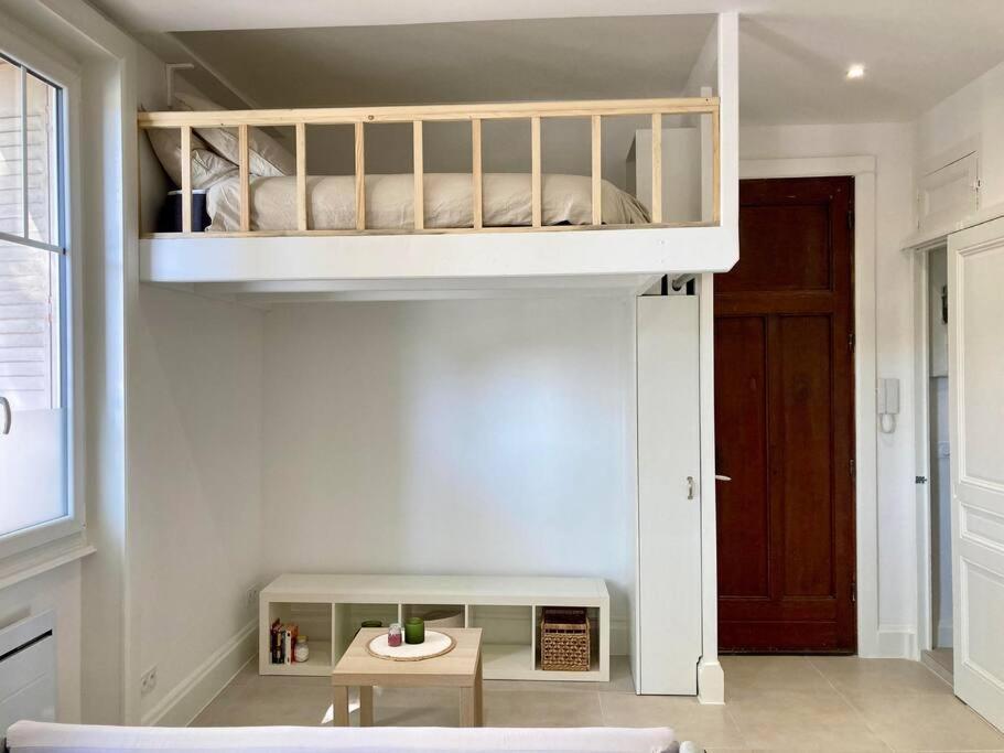 Appartement Lumineux - *