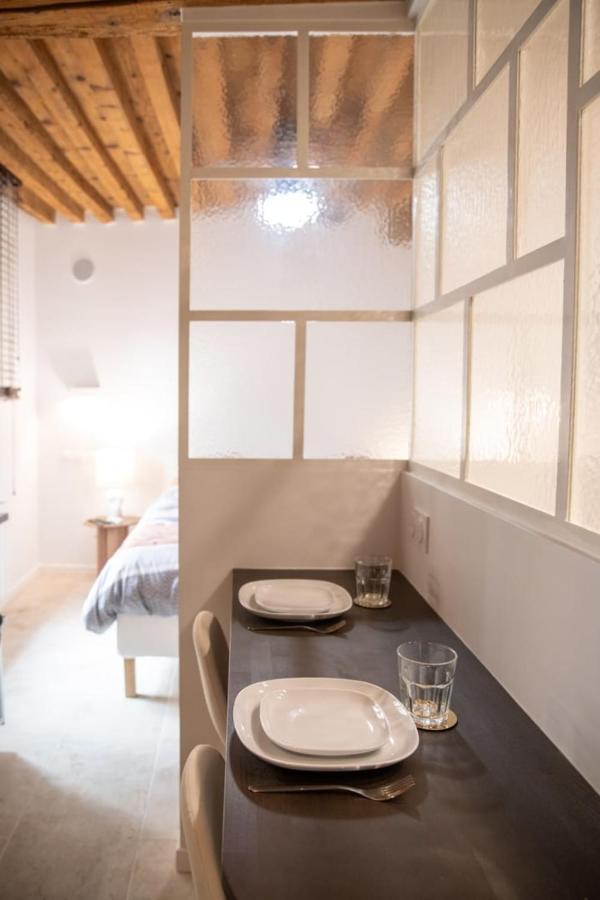 Sainte Helene - Lovely High Class Lyon