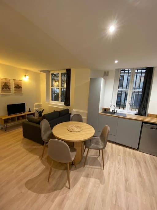 Cozy 1br+sofa Bed In Center *