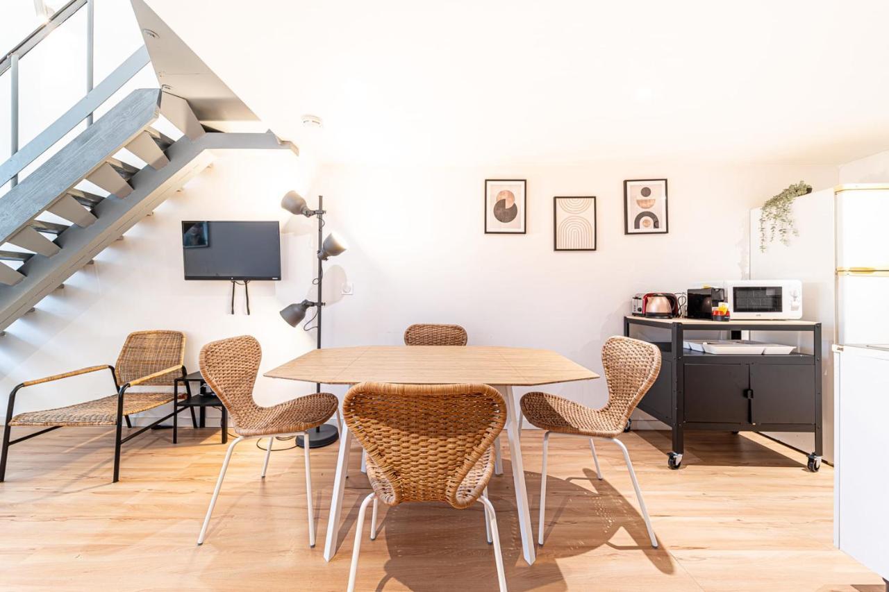 Charming Pied-a-terre For 4 People In The Brotteaux Part Dieu Area Appartement Lyon