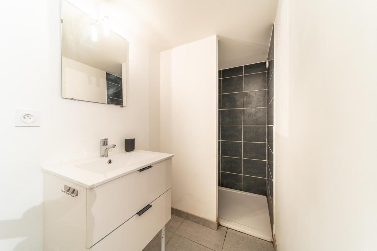 Charming Pied-a-terre For 4 People In The Brotteaux Part Dieu Area